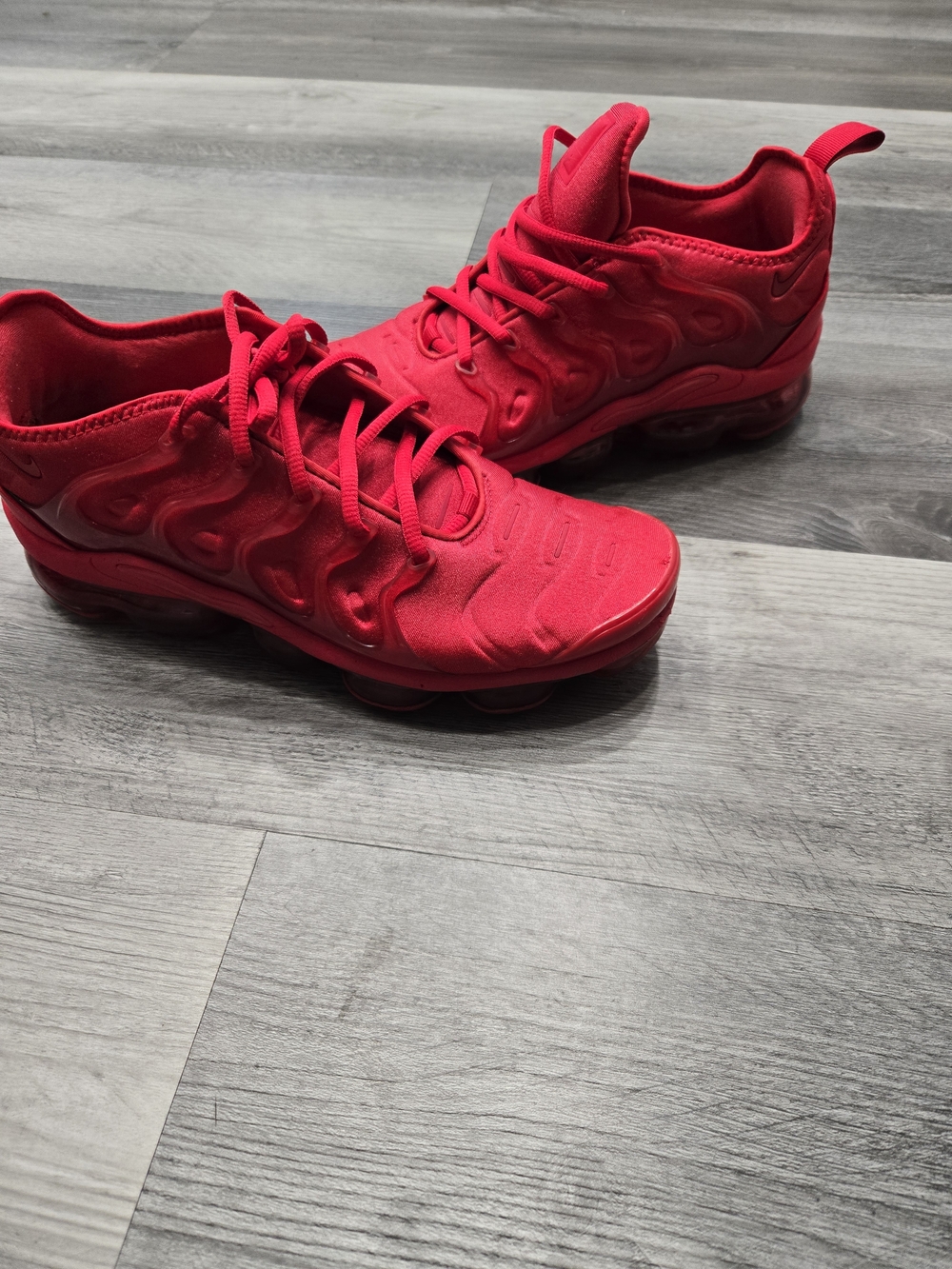 Nike Air VaporMax Plus Triple Red
